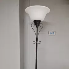 Lámpara De Pie Colonial 3 Intensidases Nueva, Acabado En Co