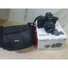 Camera Canon M50