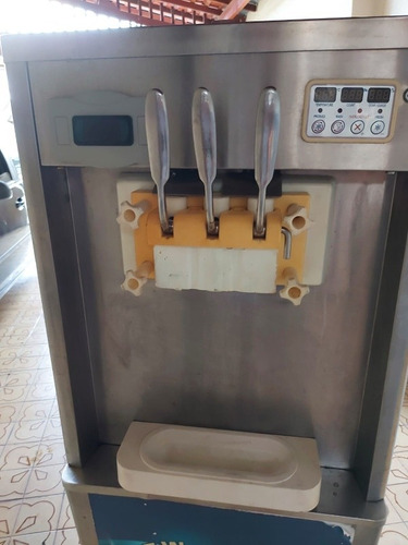 Máquina De Sorvete Expresso  Ice Cream Machine