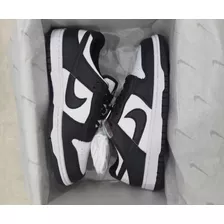 Dunk Low Panda