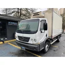 Mercedes Benz Accelo Ano 2013 Bau Refrigerado