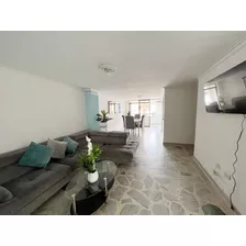 Apartamento En Venta En Laureles, Medellín. 