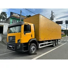 24280 Vw 2019 Trucado Truck 6x2 Bau Ñ Atego Volvo Vm 270 290