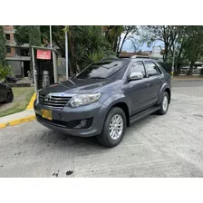 Toyota Fortuner 2.7 Urbana 2013