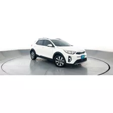 Kia Stonic Zenith - 2023 | 58353