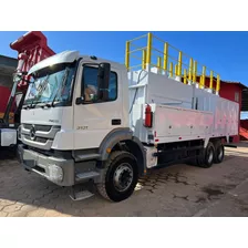 Caminhão Mercedes-benz Axor 3131 6x4 Comboio