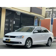 Volkswagen New Jetta 2.5 Automatico (gestionamostucrédito)