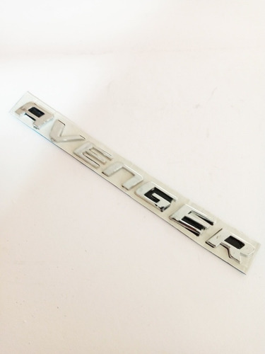 Emblema Letra Dodge Avenger Foto 3