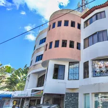 Edificio Comercial En Alquiler En Las Praderas