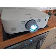 Proyector Nec Pa622u