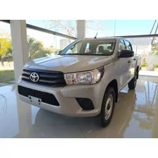 Toyota Hilux Dx Nafta 4x2 2024 Gris Plata 0km