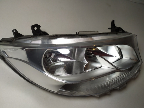 Faro Derecho De Mercedes Benz Sprinter 19-21 Original Usado. Foto 3