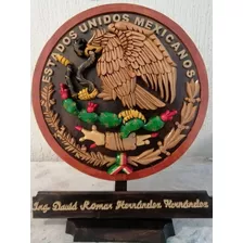 Escudo Nacional Mexicano Circular En Base De 32 Cm 