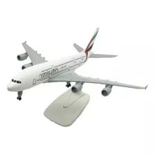 Avión Metal Escala 1:250 ( 20 Cm )