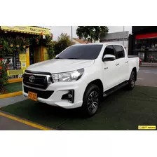 Toyota Hilux Srv