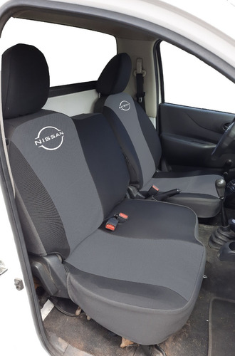 Fundas De Asiento Bordado Nissan Np300 Modelo 2018  Foto 4