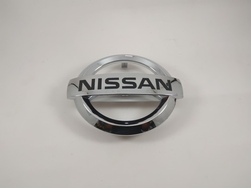 Emblema Delantero Generico Nissan March 2021 2022 Foto 2