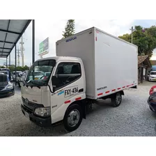 Hino Furgon 2019 Diesel 4.0l Mt