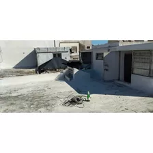 Se Vende Casa De 2 Dormitorios En Excelente Punto De Mdeo!!!