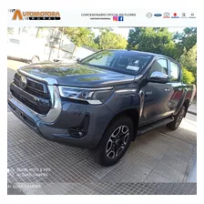 Toyota Hilux 2.8 Srv 4x4 Plus Tss