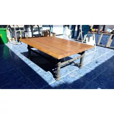 Vendo Mesa De Centro Usada Con Base De Fierro.