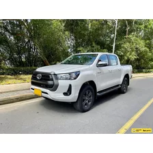 Toyota Hilux, 2023, 0 Kms, 2.4cc, Turbo Diesel, Estrenar