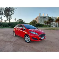 Ford Fiesta Kinetic S Plus 1.6 Año 2017 Hatch Usado Rojo