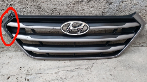 Parrilla Hyundai Tucson Con Emblema  Detalle !!! Foto 2