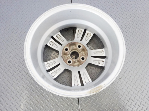 Rin 15 15x6j 4/100 Original Toyota Yaris Sedan 17-19 Detalle Foto 3