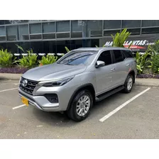 Toyota Fortuner 2.7 27l Srv 2021