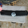 Emblemas Lateral Flecha Volkswagen Universal Premium Rojo