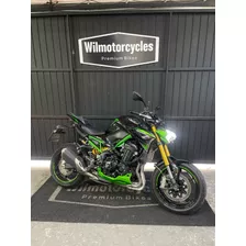 Kawasaki Z900 