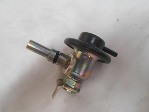 Regulador De Gasolina Standard Pr116 Toyota Van 88-89 Foto 3