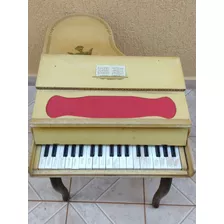 Antigo Piano Infantil Da Estrela Em Madeira 