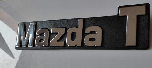 Emblema Mazda T,turbo Foto 3