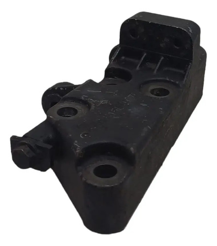 Suporte  Alternador Mb Axor  2423 1