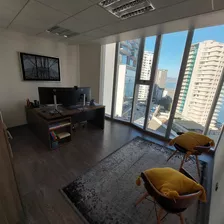 Oficina De 35 M2 En Edificio Consolidado, Excelente Sector