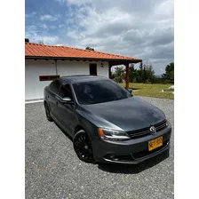 Volkswagen Jetta 2013 2.5 Comfortline Sunroof Asientos Cuero