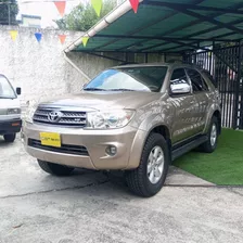 Toyota Fortuner 