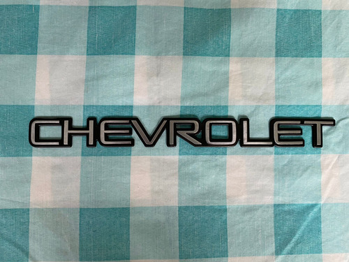 Emblema Trasero Chevrolet S10 Blazer Original Foto 2