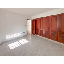 Exclusivo Apartamento En Alquiler En Piantini Cod. 35899