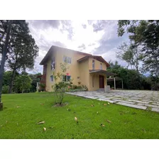 Vendo Villa Amueblada Jarabacoa 5 Hab 7 Parqueos Picudo