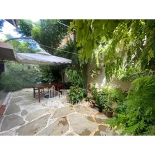 Cerros De Gurabo. Santiago, Casa De 2 Niveles De 370mts Con Jardín, Terraza Y Paneles Solares.