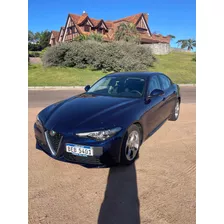Alfa Romeo Giulia - En Garantía - Permuto
