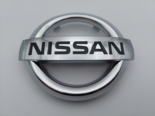 Emblema De Parrilla Nissan Sentra Del 2007 Al 2012 Foto 4