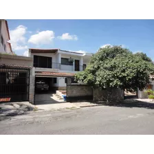 Venta Casa Quinta La Guaira Urb. Las Colinas Ny05