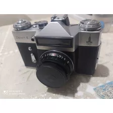 Camara Fotografíca De Rollo Zenit 