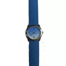Reloj Dama Guess | I50355l3 | Original | Outlet Oportunidad! Color De La Correa Azul Color Del Bisel Plateado Color Del Fondo Degrade