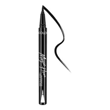 Delineador De Ojos Liquido -magic Hour Waterproof Kleancolor Color Negro