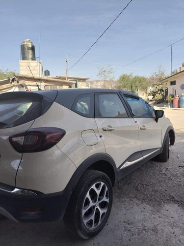 Parrila Delantera  Renault Captur 2021 2.0 V4 Detalle Foto 8